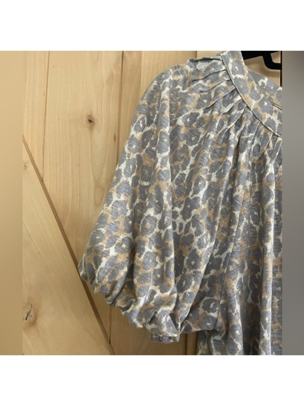 Cute Anthropology Top - Picture 2 of 2